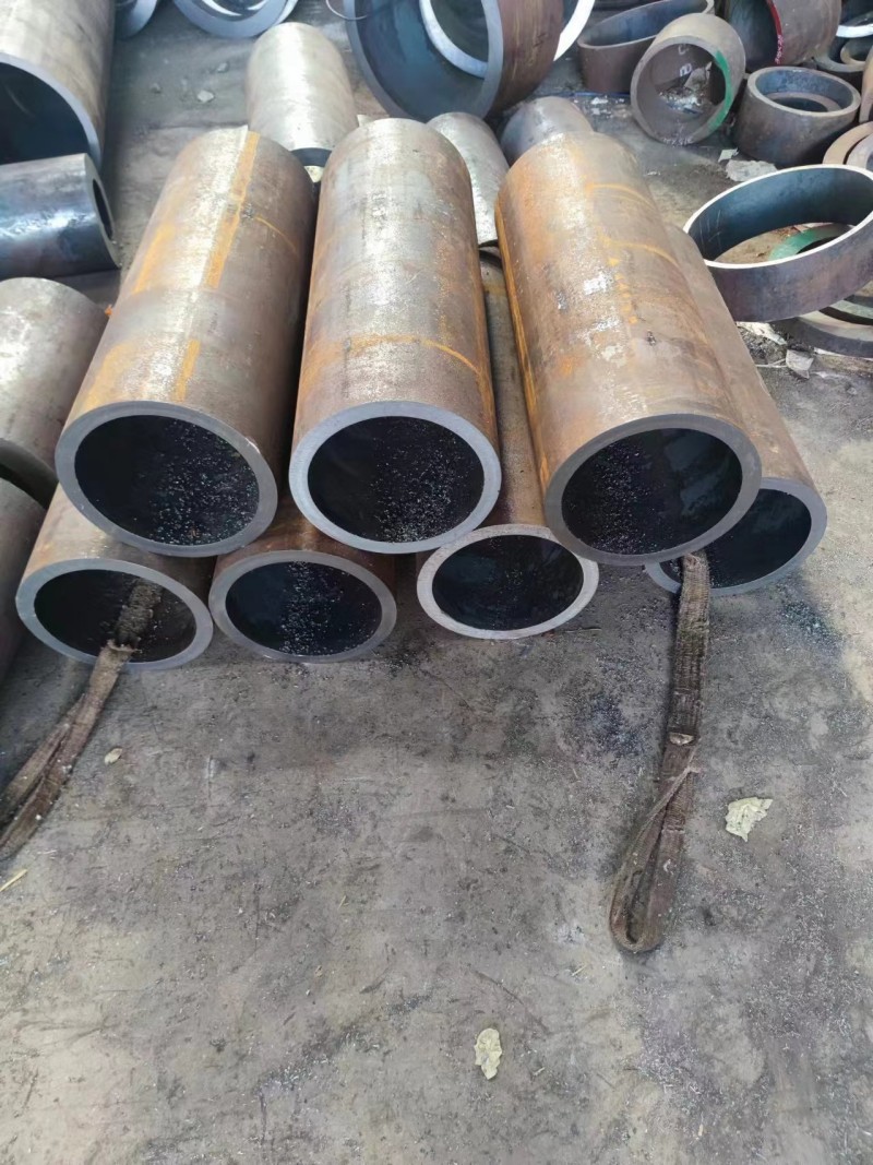 师宗师宗师宗12Cr1MovG无缝钢管切割